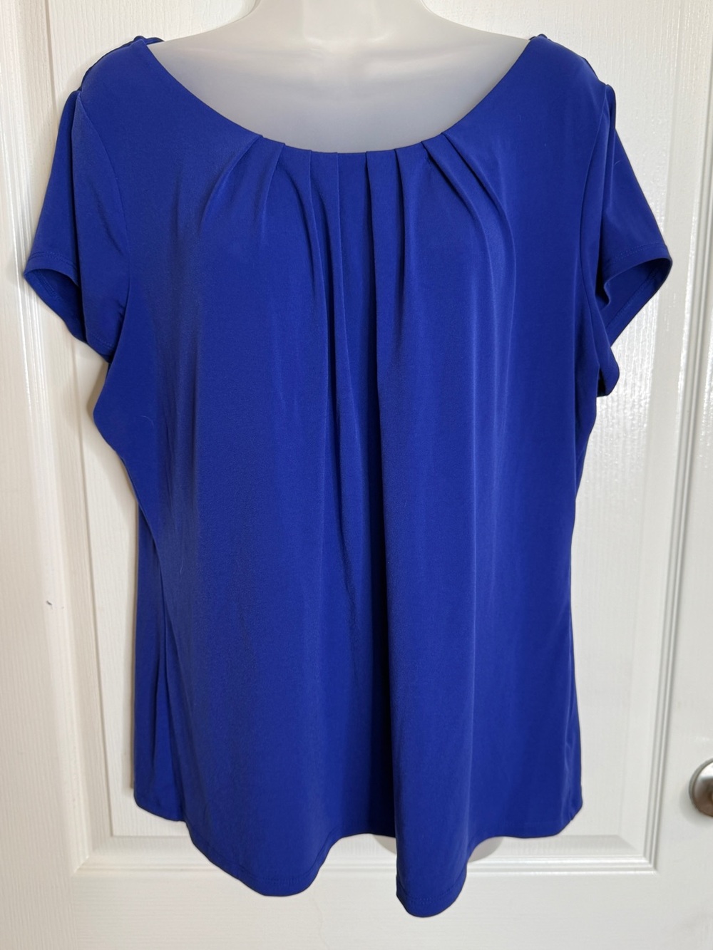 Worthington Women's Solid Royal Blue Pleated Scoop Neck Layering Top Size 1X
